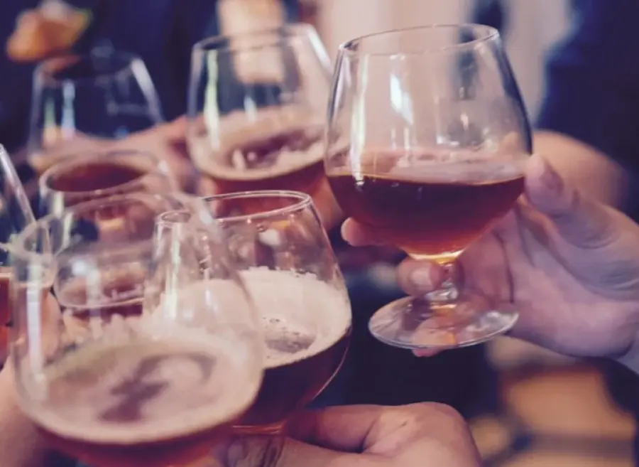 Celibato, come salutarlo con parsimonia